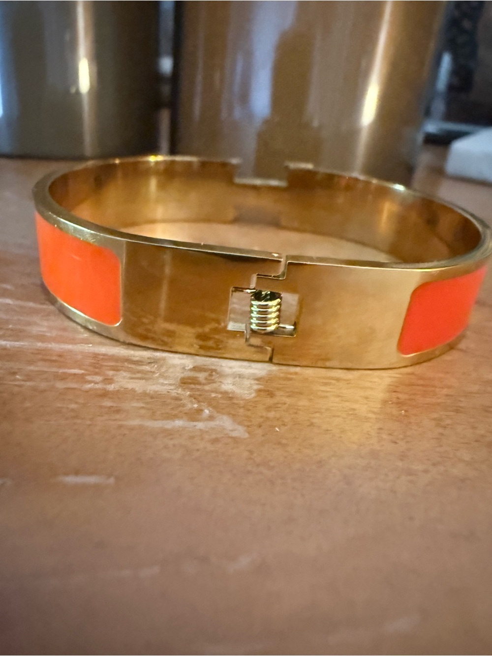 Gold Tone H-Closure Hinged Cliq Bangle with Bright Orange Enamel NEW - Picture 4 of 8